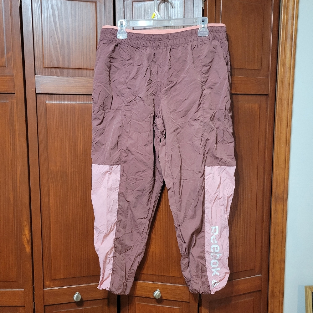 Reebok Windbreaker Lined Pink Jogger Pants Athletic Athleisure Sporty | XL